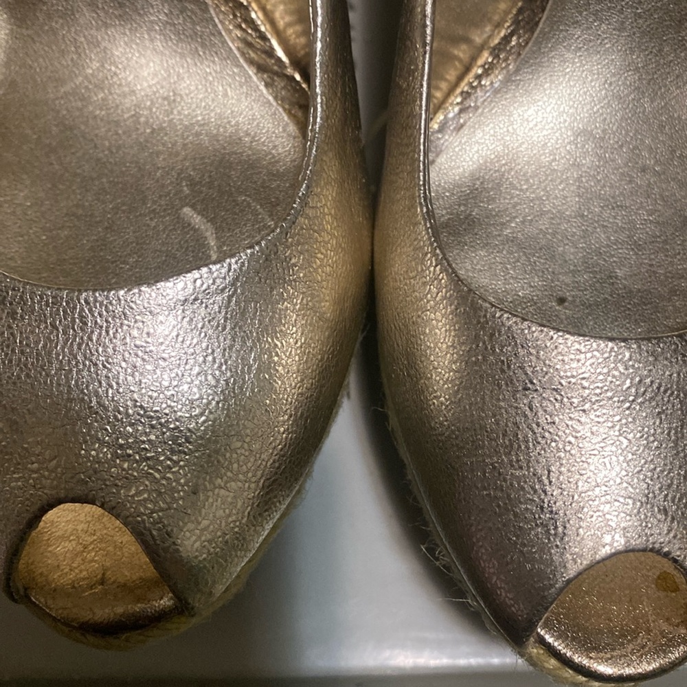 Wedge Light Gold Distressed Sandals.